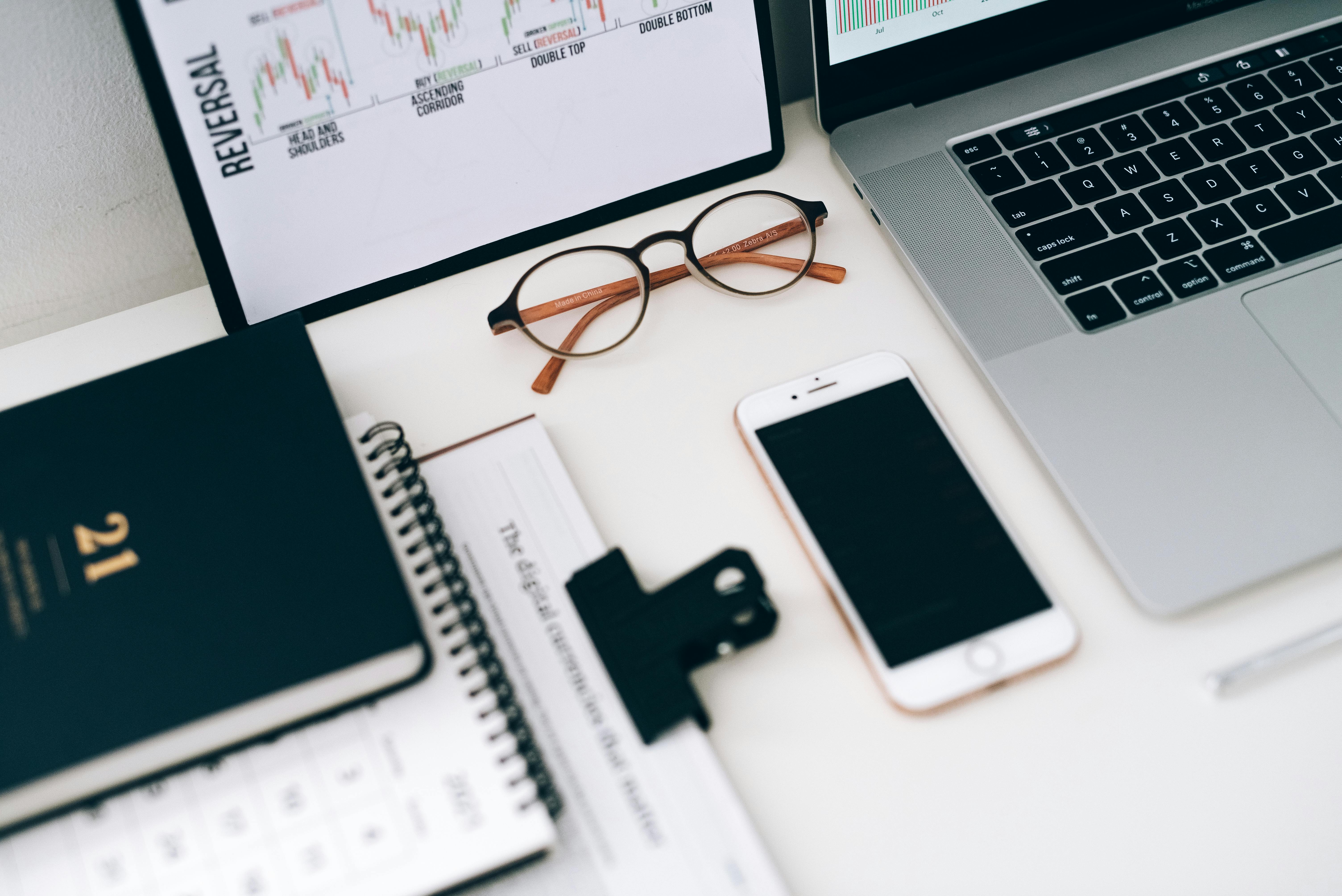 Smart Ways to Optimize Your 2025 Project Cover Page