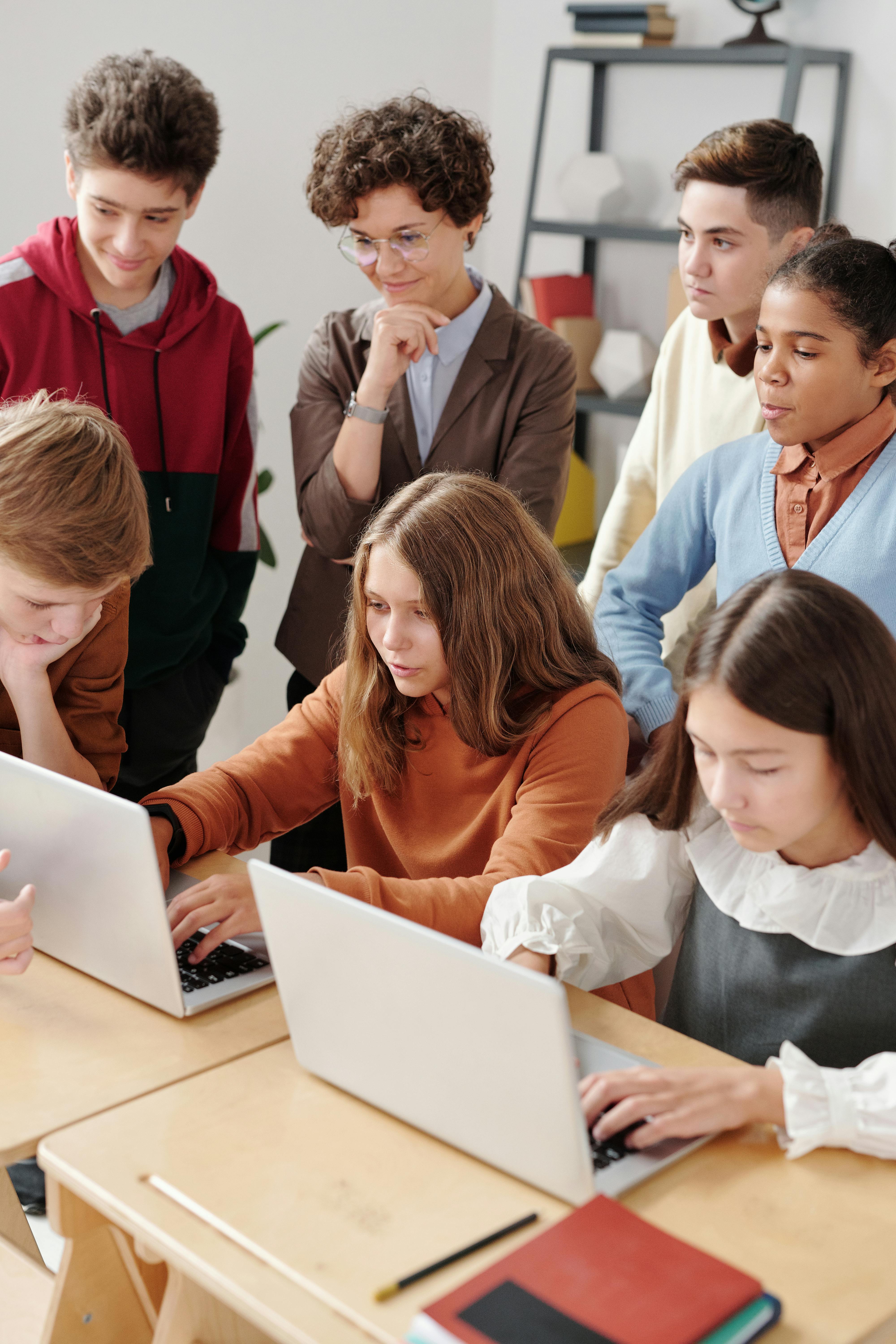 How to Better Extract PDF Pages in 2025: Smart Ways to Optimize Content