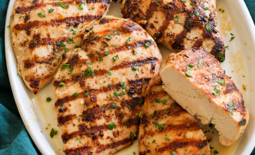 Smart Methods to Grill Chicken Breast Perfectly in 2025: Get Started!