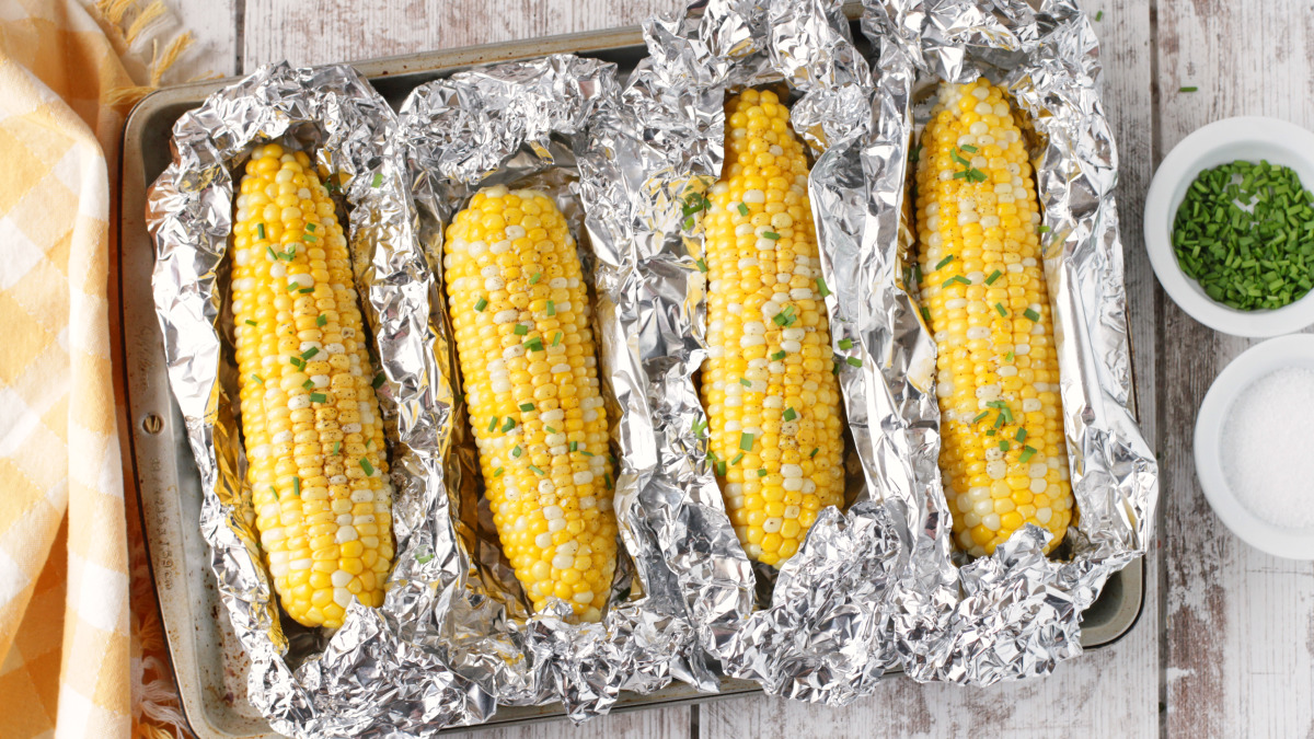 Essential Guide to How to Cook Corn on the Cob in the Oven for Delicious Summer Dishes 2025